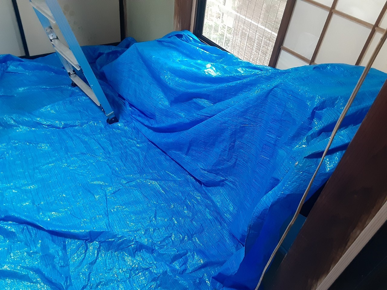 甲府市の2階建て住宅で雨漏れが発生し、原因が判明しました！